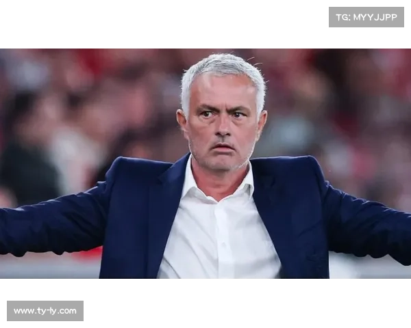 穆里尼奥麾下本菲卡客场2-0击败阿贾克斯，收获赛季首胜